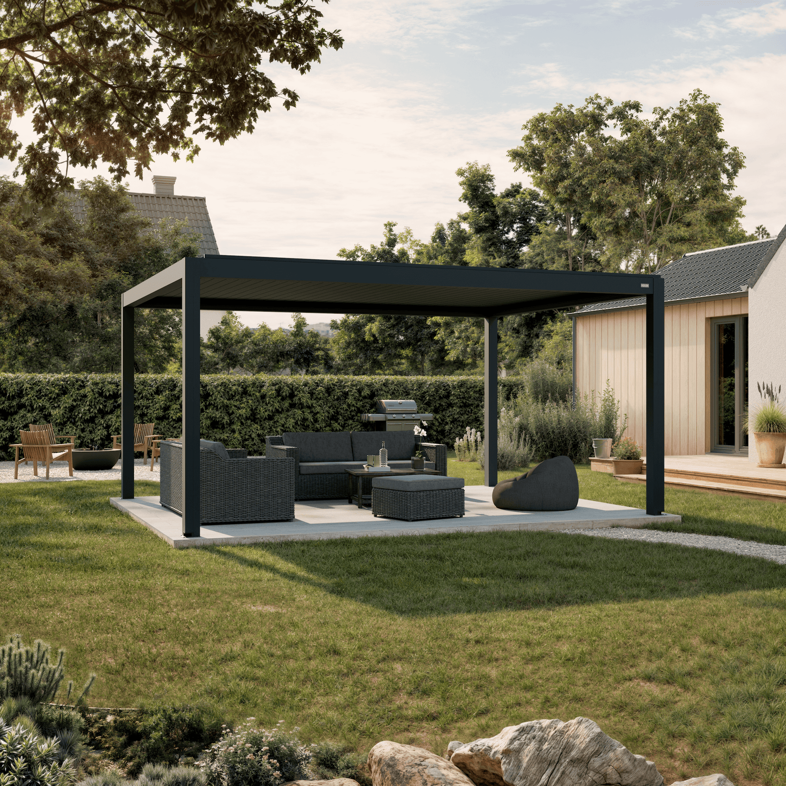 Pergola Equa — anthracite 13' × 16' aluminum louvered pergola, freestanding
