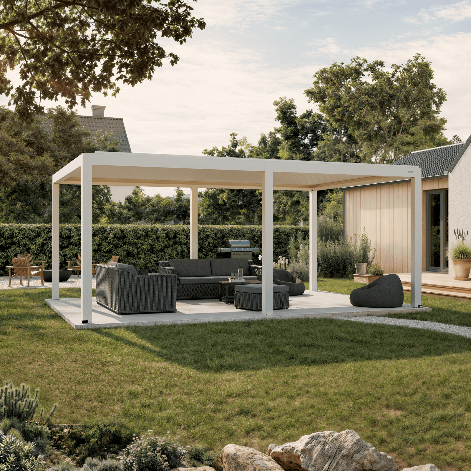 Pergola Equa — white 13' × 19' aluminum louvered pergola, freestanding