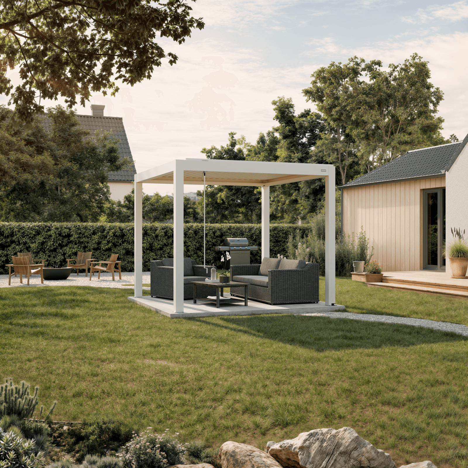 Pergola Piano — white 10' × 10' aluminum louvered pergola, freestanding