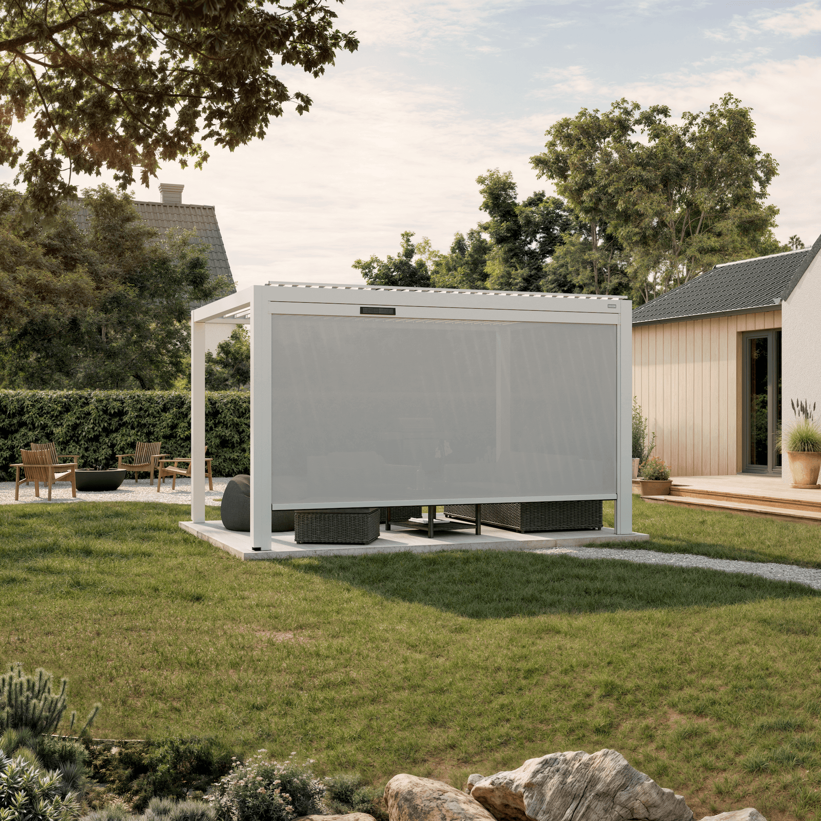 Solar retractable side screen, 13' in white, on an aluminum pergola